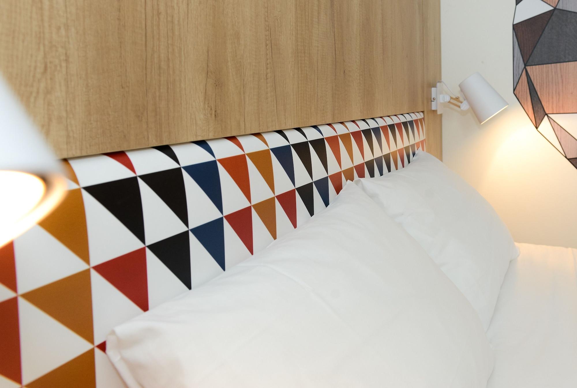 Готель Ibis Styles Caen Centre Historique Екстер'єр фото